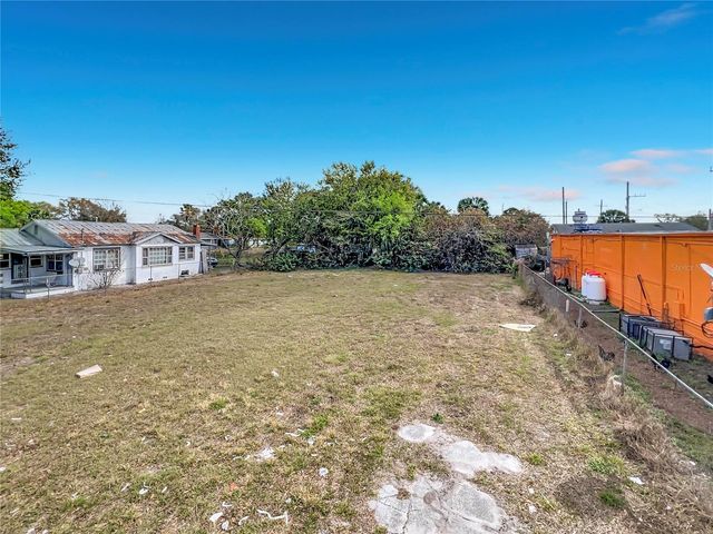 2471 GREENWAY STREET, Sanford, FL 32771