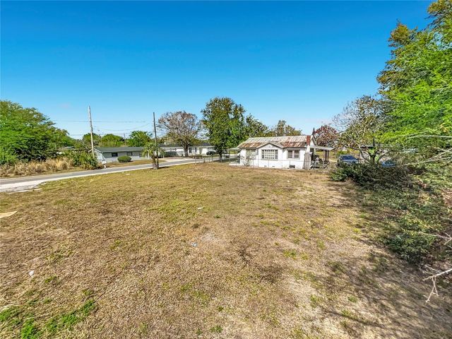 2471 GREENWAY STREET, Sanford, FL 32771