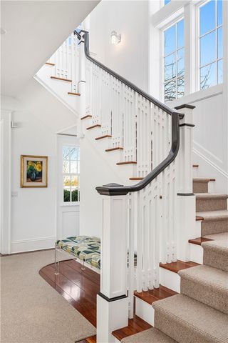 231 Carnegie Harbor Drive, Portsmouth, RI 02871