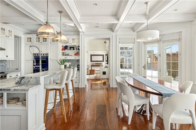 231 Carnegie Harbor Drive, Portsmouth, RI 02871