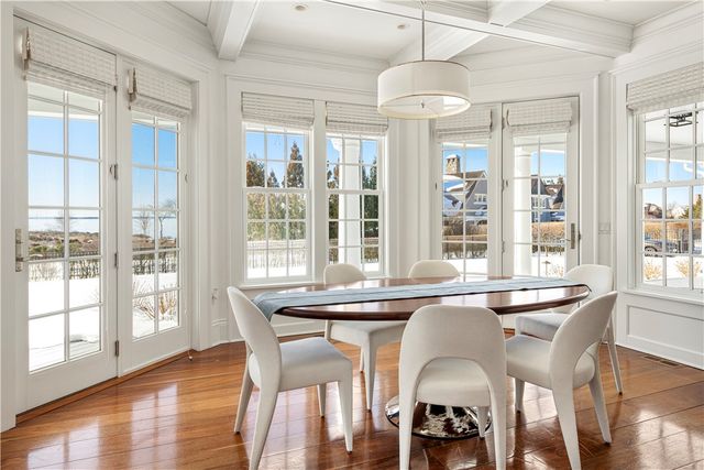 231 Carnegie Harbor Drive, Portsmouth, RI 02871