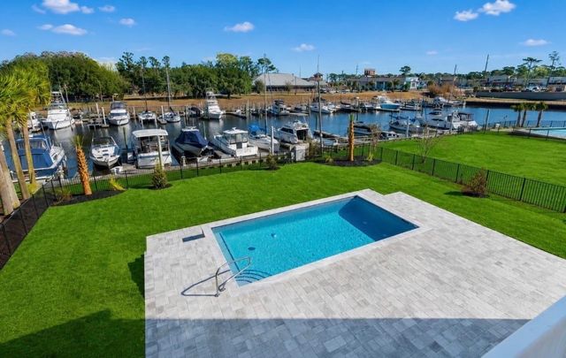 1316 Marina Bay Dr., North Myrtle Beach, SC 29582