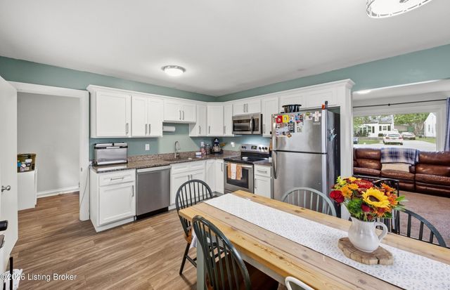 3709 Rosa Terrace, Louisville, KY 40216