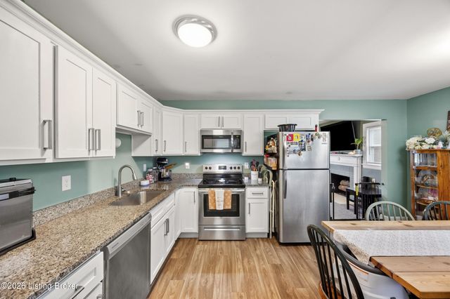 3709 Rosa Terrace, Louisville, KY 40216