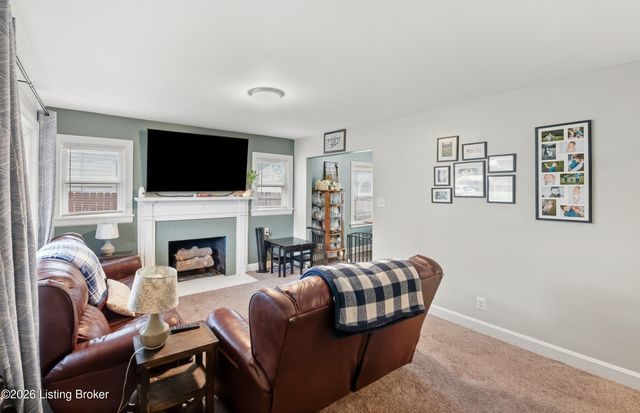 3709 Rosa Terrace, Louisville, KY 40216