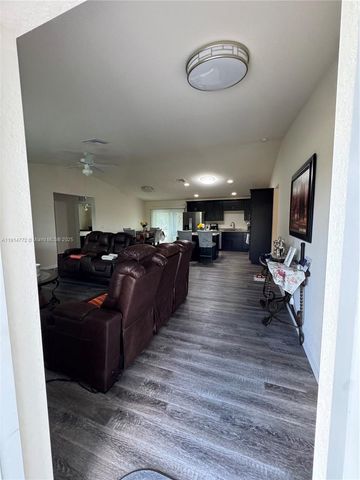 1201 BANJO CT, Other City - In The State Of Florida, FL 33935