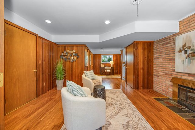 3091 Warwick Road, Ann Arbor, MI 48104