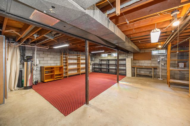 3091 Warwick Road, Ann Arbor, MI 48104