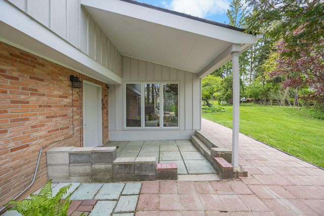 3091 Warwick Road, Ann Arbor, MI 48104