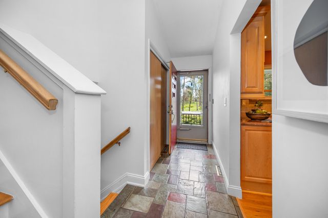 3091 Warwick Road, Ann Arbor, MI 48104