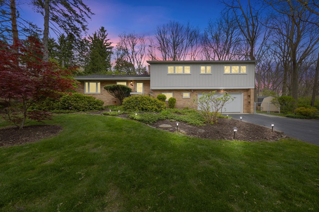 3091 Warwick Road, Ann Arbor, MI 48104