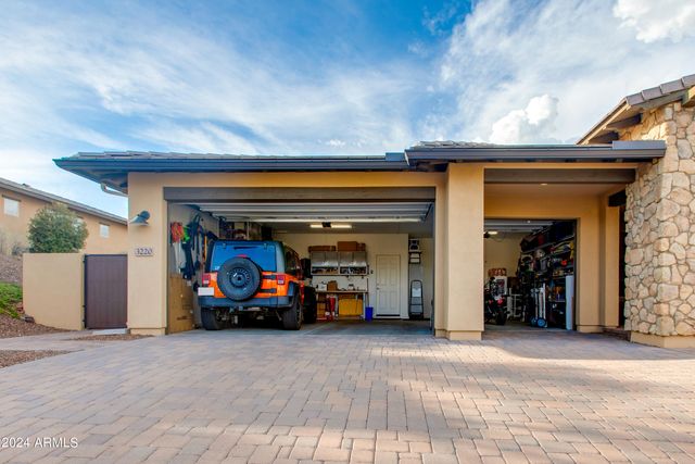 3220 JOSEY WALES Way, Wickenburg, AZ 85390