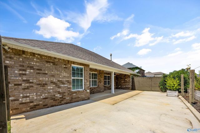 207 Somer Bridge Drive, Huntsville, AL 35811