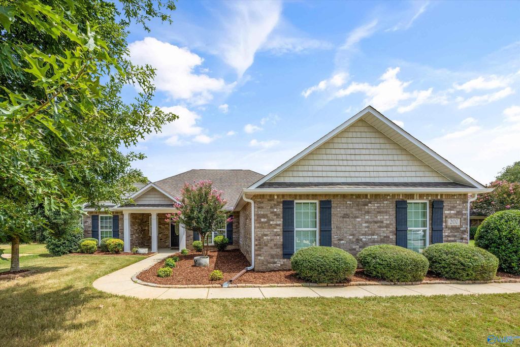 207 Somer Bridge Drive, Huntsville, AL 35811