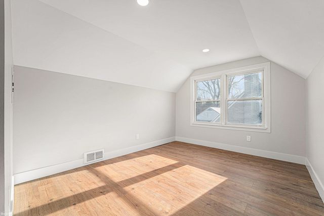 23558 Russell Street, Southfield, MI 48075