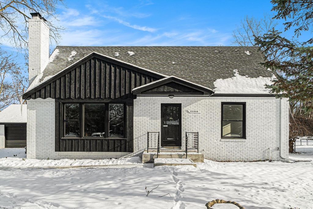 23558 Russell Street, Southfield, MI 48075