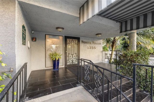 1355 N Sierra Bonita 208, Los Angeles, CA 90046