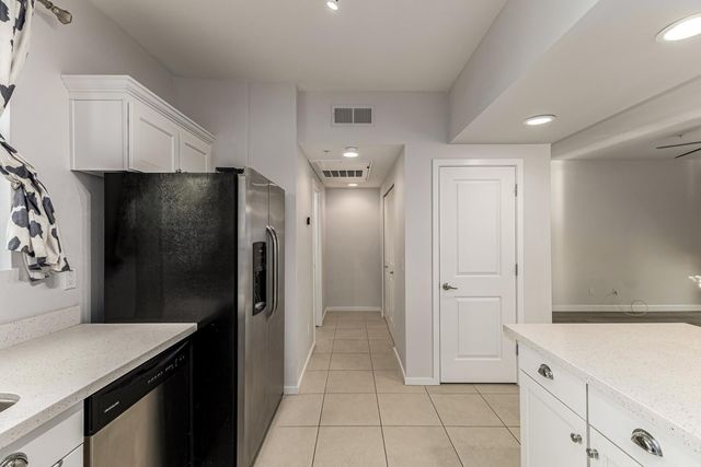 2315 N 52nd Street 110, Phoenix, AZ 85008