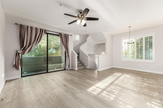 2315 N 52nd Street 110, Phoenix, AZ 85008