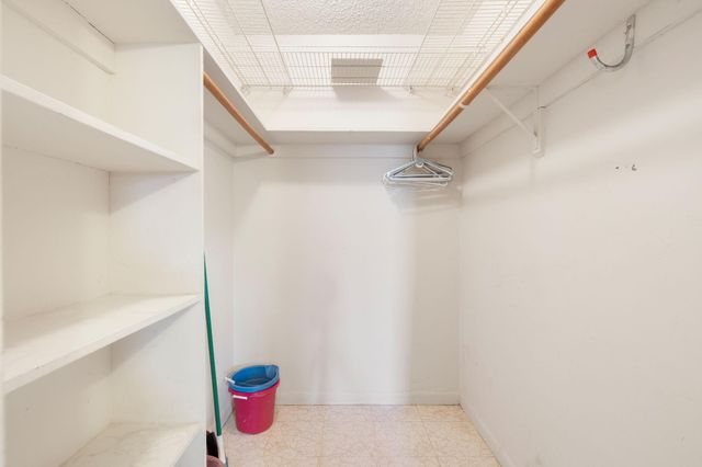 1840 Dewey St 101, Hollywood, FL 33020