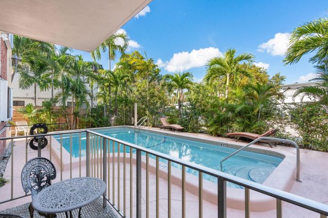1840 Dewey St 101, Hollywood, FL 33020