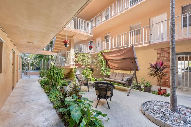1840 Dewey St 101, Hollywood, FL 33020