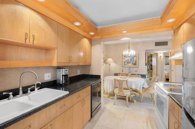 1840 Dewey St 101, Hollywood, FL 33020