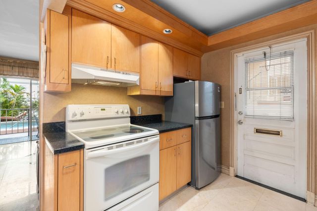 1840 Dewey St 101, Hollywood, FL 33020