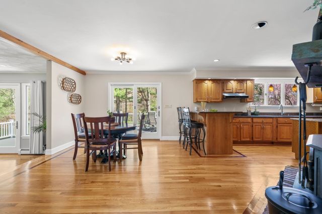 19 Devonshire Road, Middleton, MA 01949
