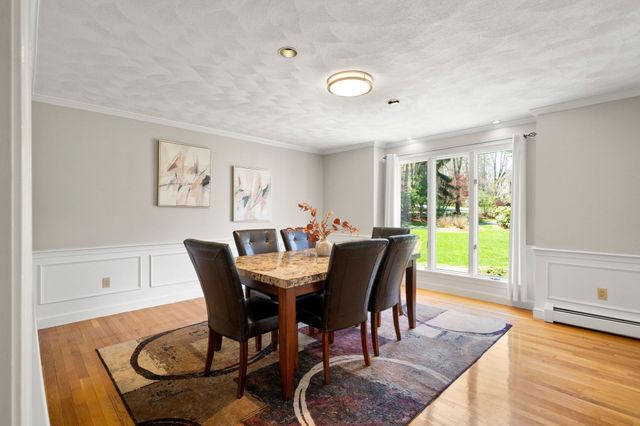 19 Devonshire Road, Middleton, MA 01949