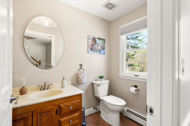 19 Devonshire Road, Middleton, MA 01949