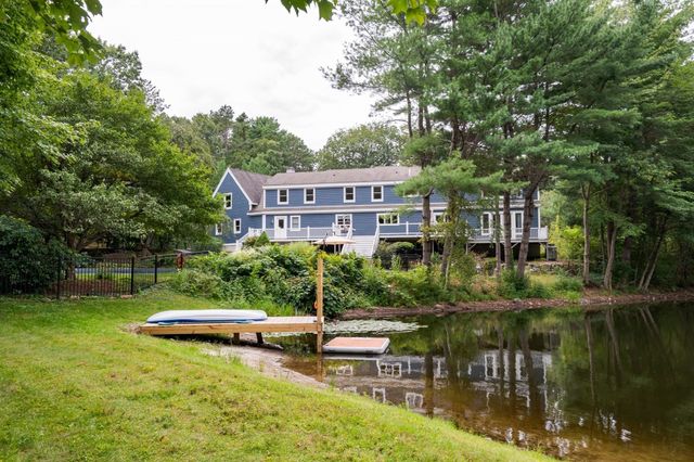 19 Devonshire Road, Middleton, MA 01949