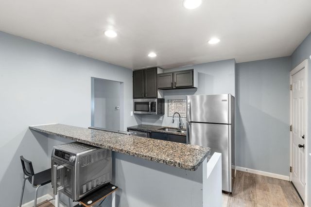 8014 Chase Place, Merrillville, IN 46410