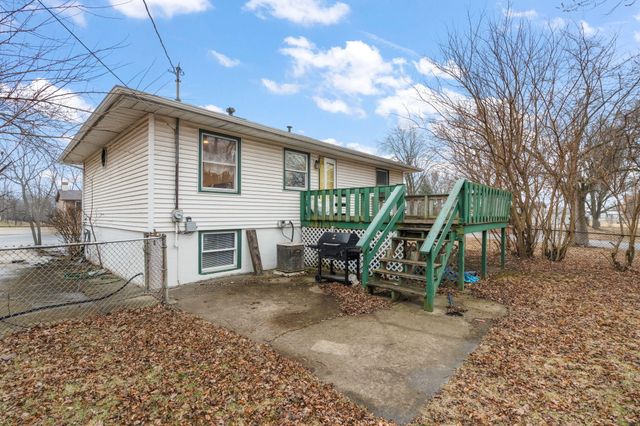 8014 Chase Place, Merrillville, IN 46410