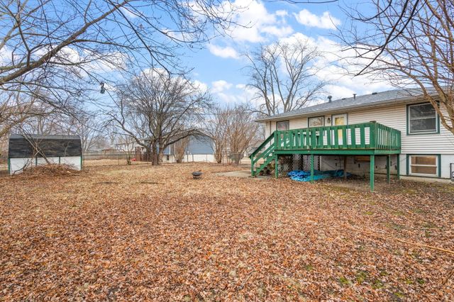 8014 Chase Place, Merrillville, IN 46410