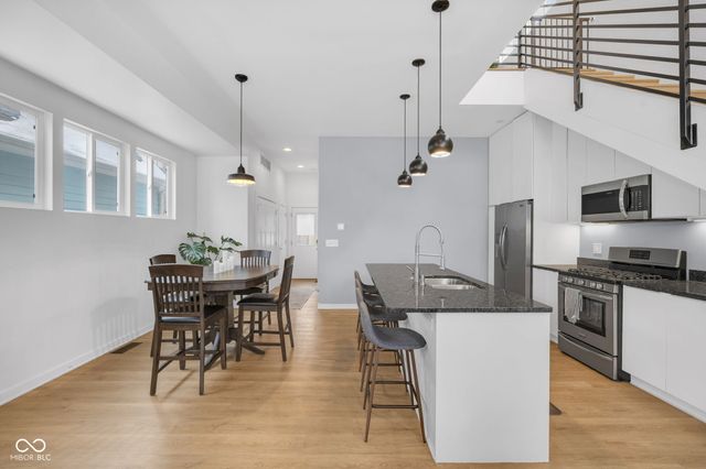 2122 Woodlawn Avenue, Indianapolis, IN 46203