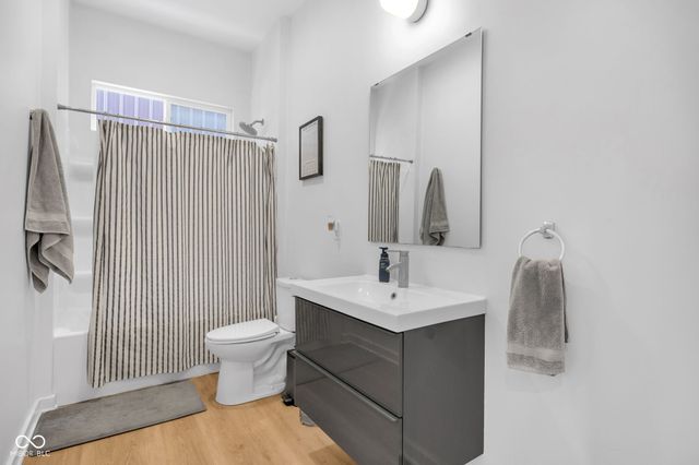 2122 Woodlawn Avenue, Indianapolis, IN 46203