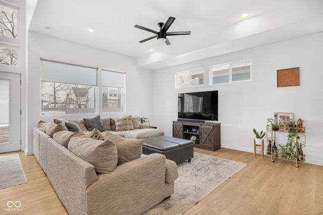 2122 Woodlawn Avenue, Indianapolis, IN 46203