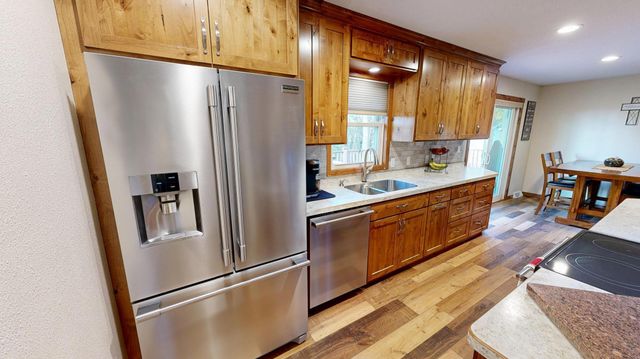 14919 Cedardale Road, Paynesville, MN 56362