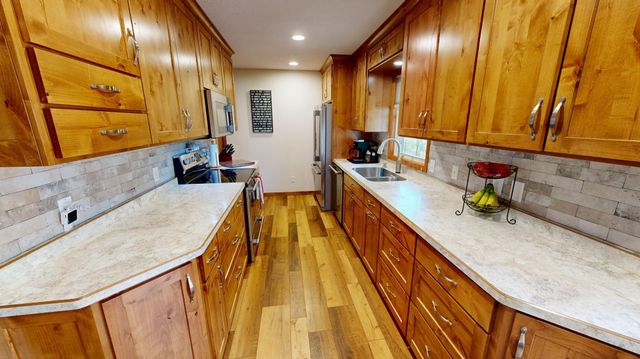 14919 Cedardale Road, Paynesville, MN 56362