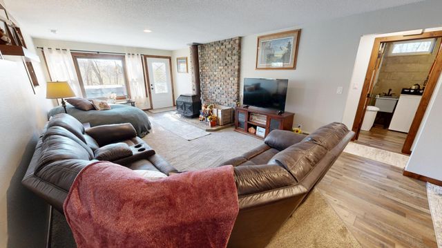 14919 Cedardale Road, Paynesville, MN 56362