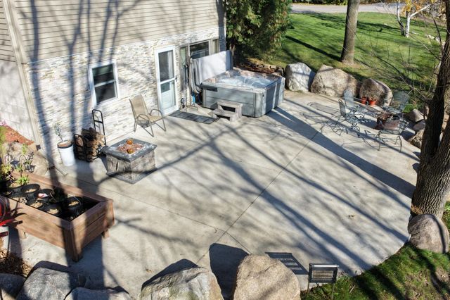 14919 Cedardale Road, Paynesville, MN 56362