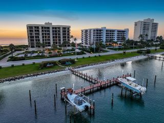 19850 S Beach Road 8-D, Jupiter, FL 33469