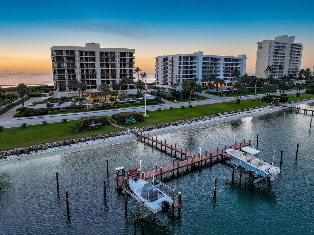 19850 S Beach Road 8-D, Jupiter, FL 33469