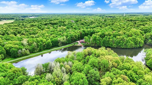 5571 Poff Road, Martinsville, IN 46151