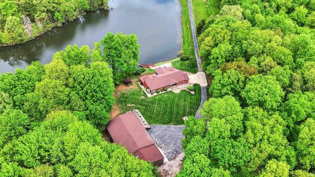 5571 Poff Road, Martinsville, IN 46151