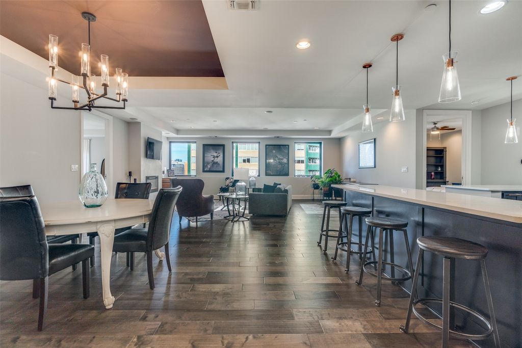 1505 Elm Street 1504, Dallas, TX 75201