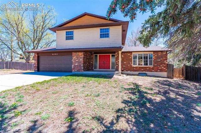 2103 E Greenwich Circle, Colorado Springs, CO 80909