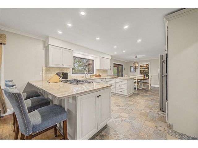 6152 S Geneva Way, Englewood, CO 80111