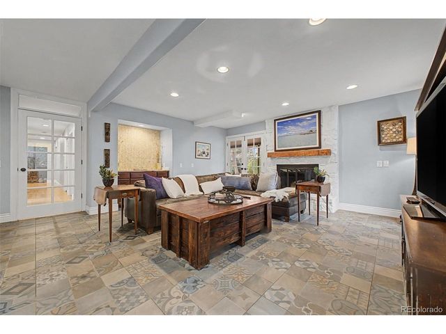 6152 S Geneva Way, Englewood, CO 80111